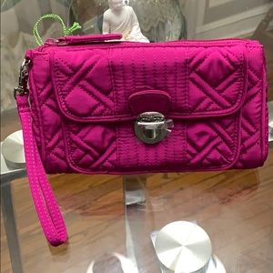 Vera Bradley pushlock wristlet